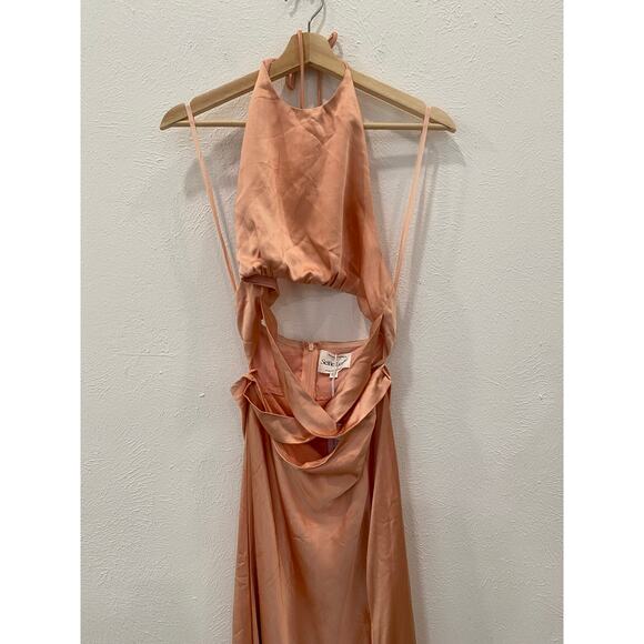 Selfie Leslie Social Butterfly Cut-Out Waist Midi Satin Dress Rose Peach Large - Picture 3 of 5